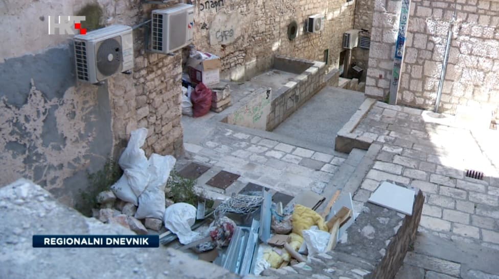 Šibenik se guši u smeću: Problemi s čišćenjem i nekulturom