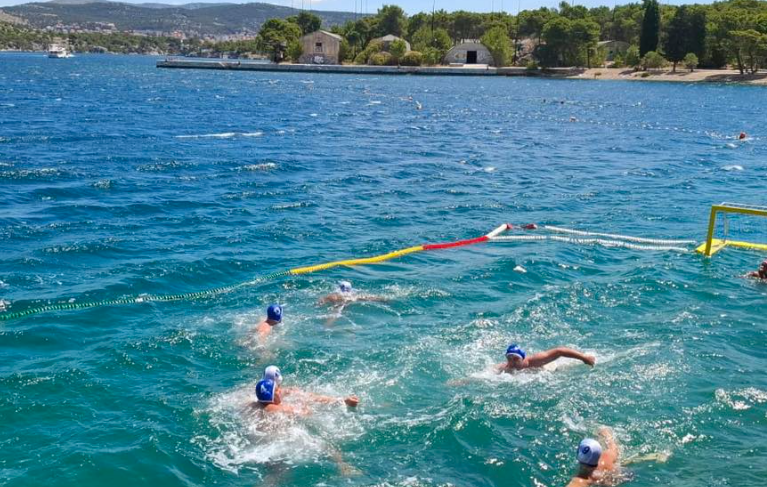 U Kanalu sv. Ante održan amaterski vaterpolski turnir